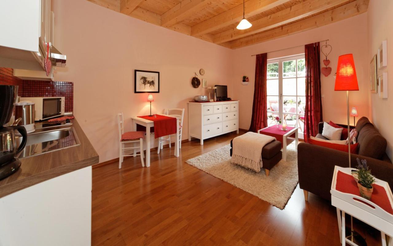 Ferienhaus Mitterdorf 미테르피르미안스로이트 객실 사진