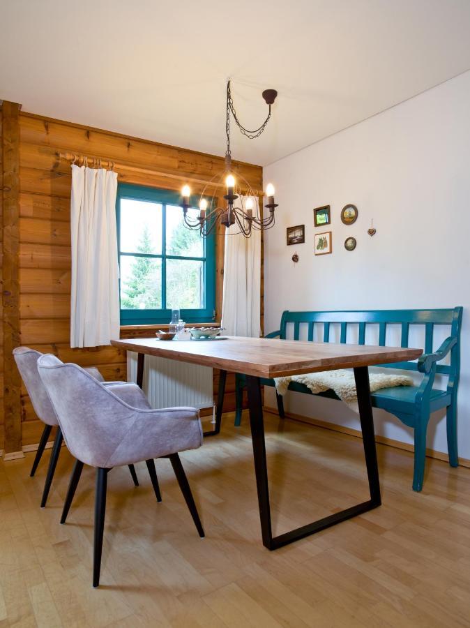 Ferienhaus Mitterdorf 미테르피르미안스로이트 외부 사진